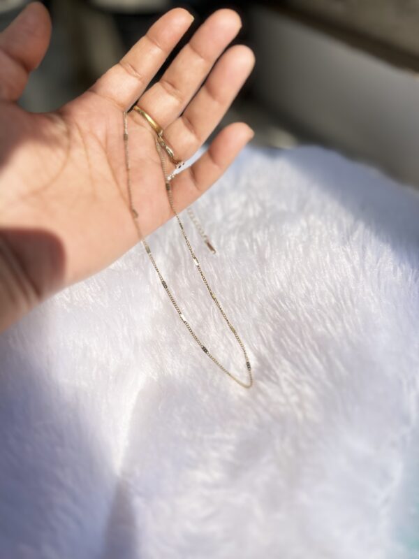 Gold chain - Image 4