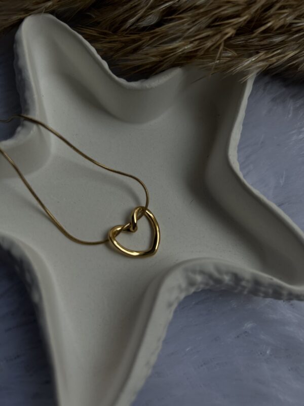 Anti tarnish Chain with heart pendant - Image 4