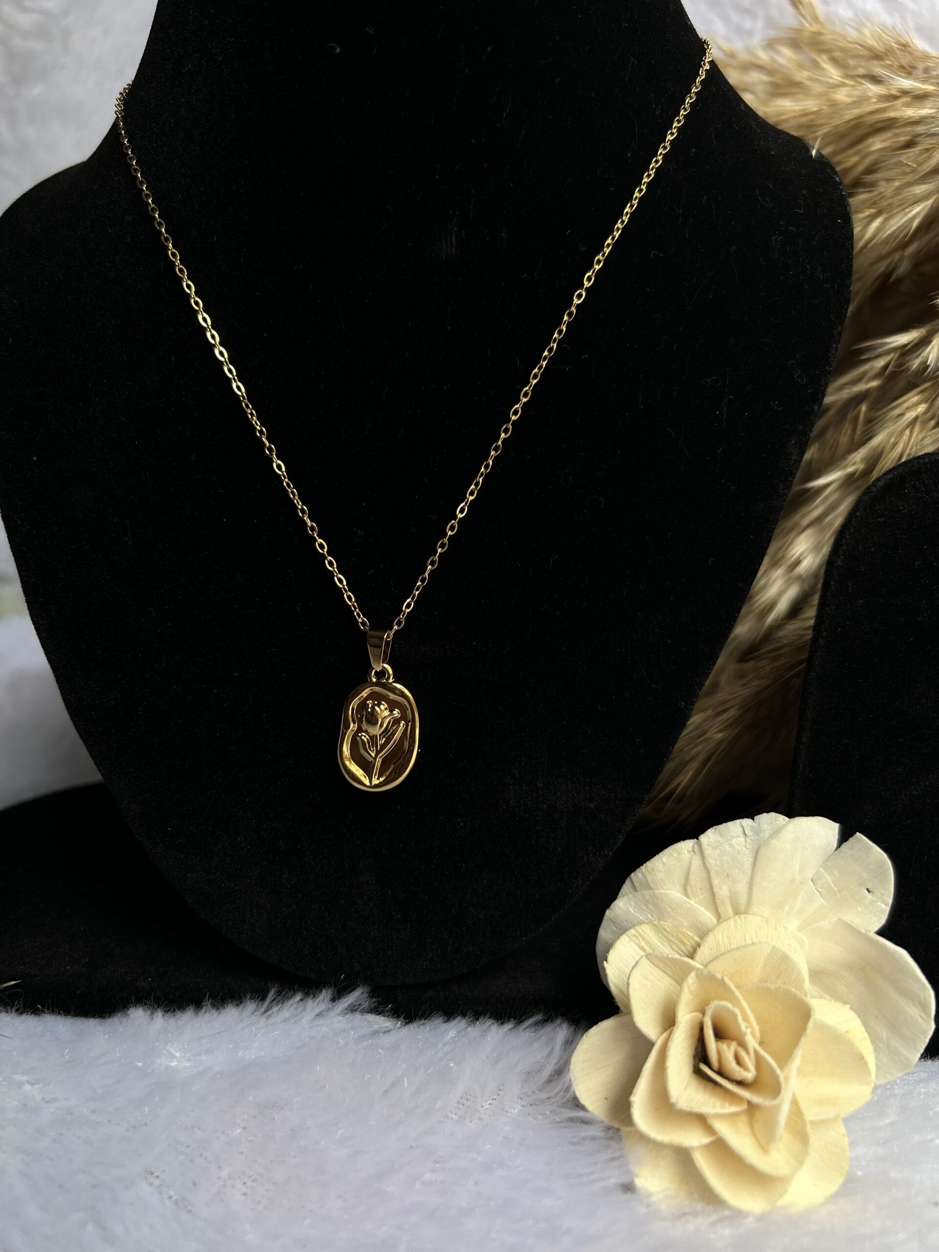 Floral Anti Tarnish Gold Chain