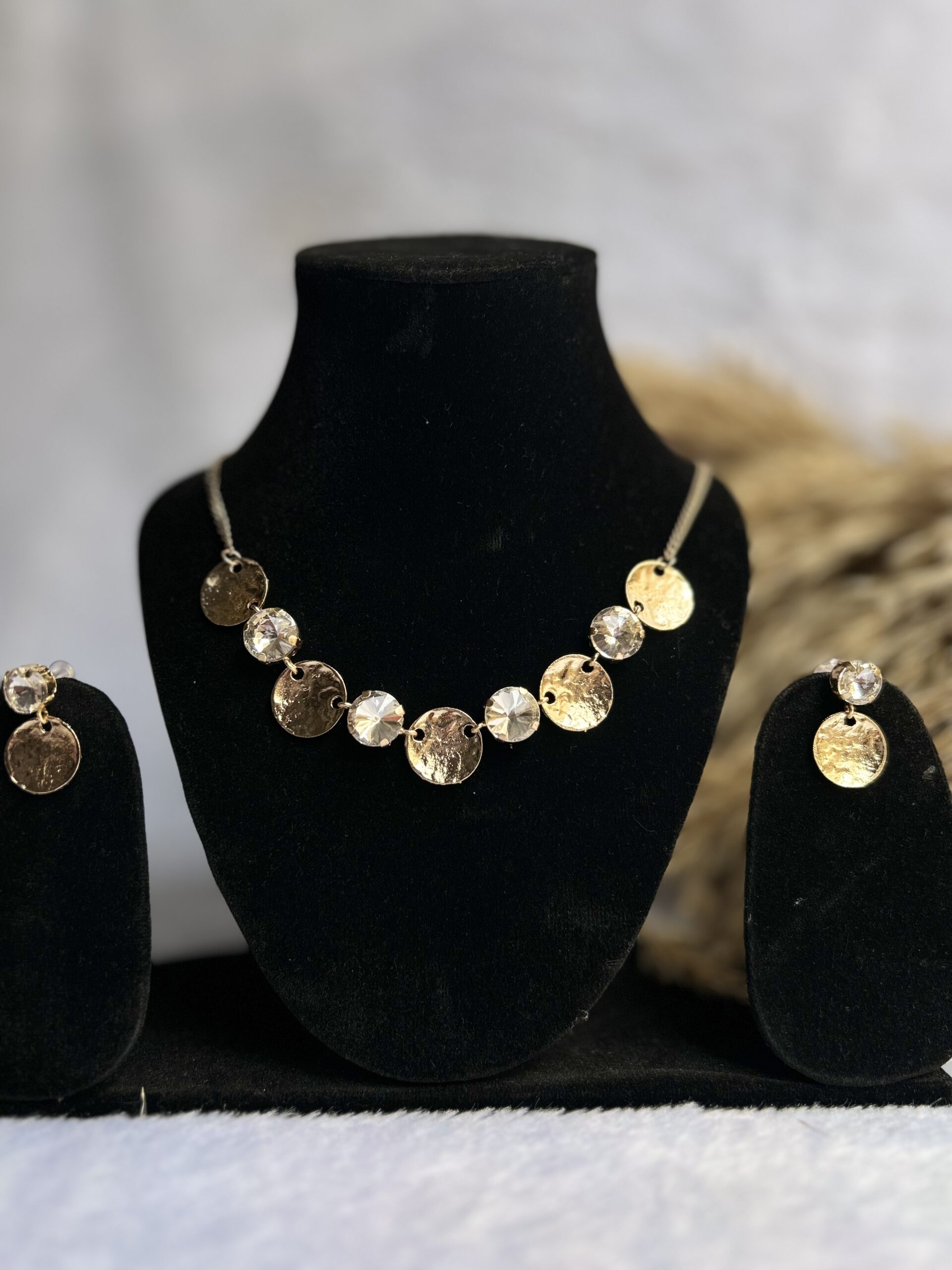 Anti tarnish stainless  crystal necklace set with earrings