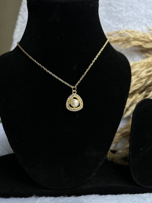 stainless steel Artistic Crystal Pendant Necklace - Image 3
