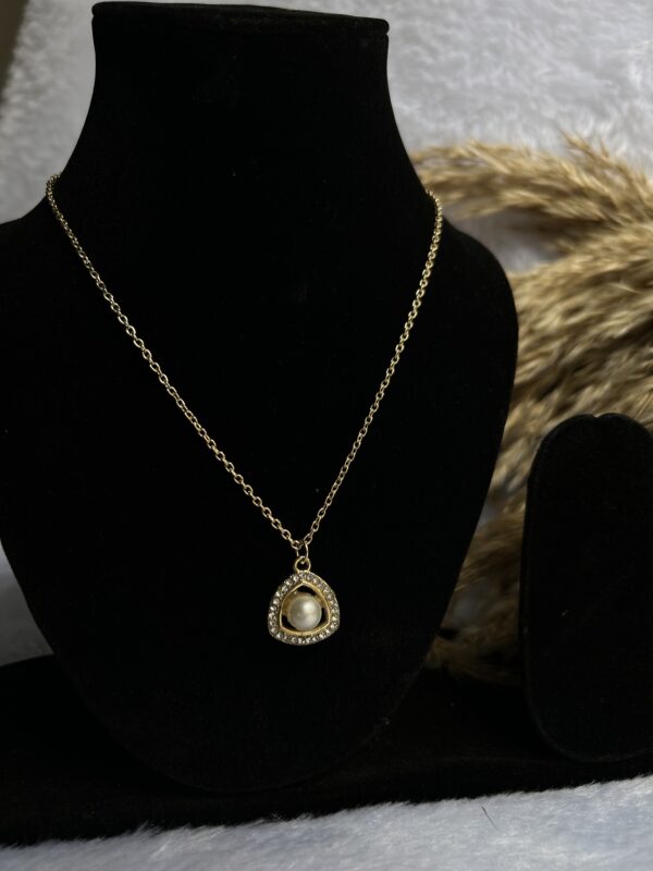 stainless steel Artistic Crystal Pendant Necklace - Image 4