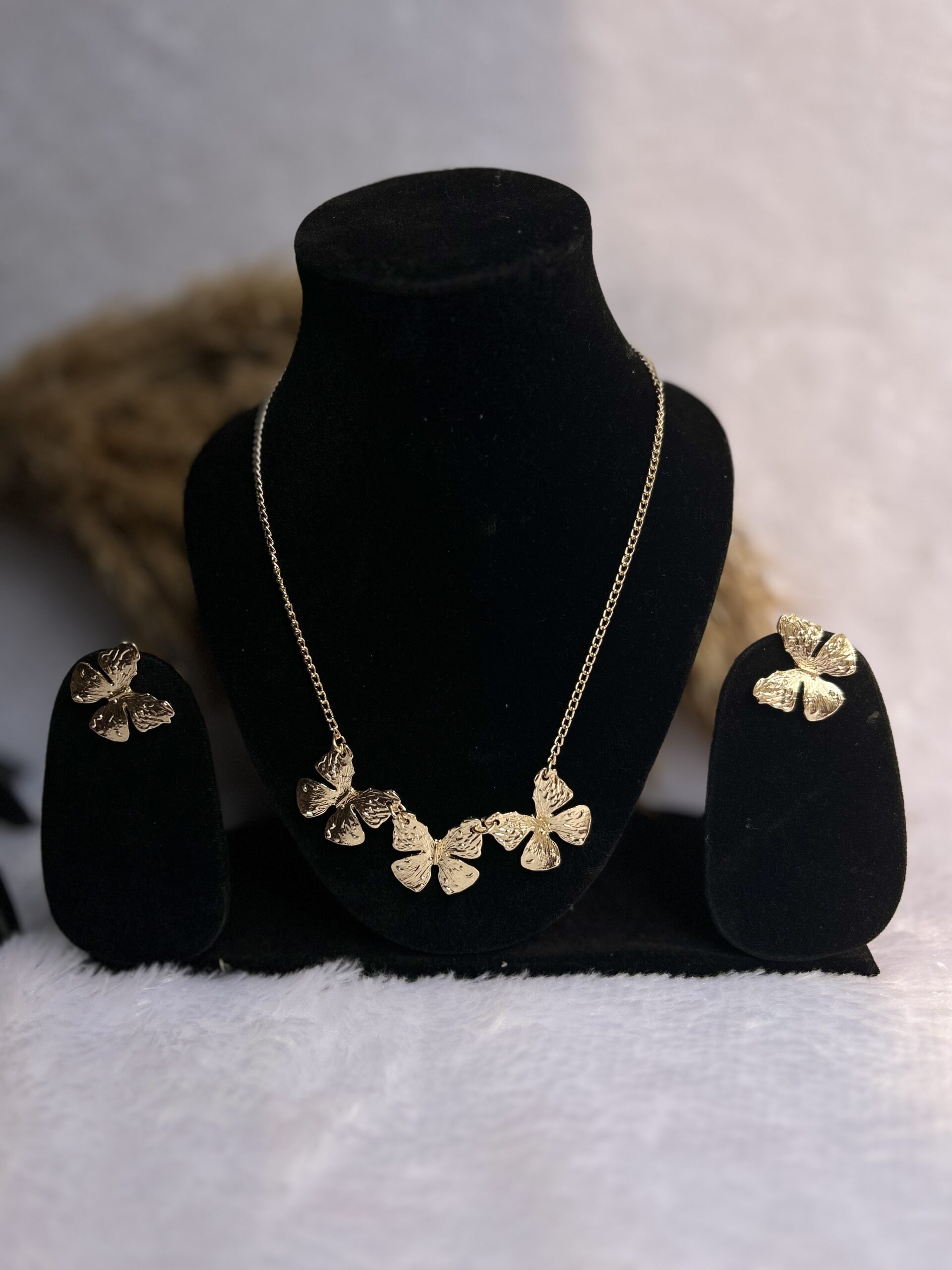 Anti tarnish Butterfly set with earrings