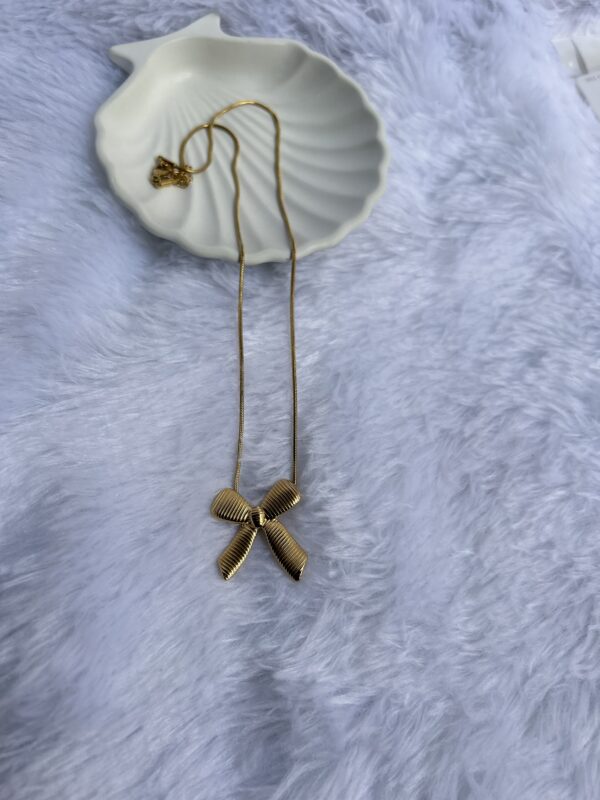 Anti Tarnish Bow design necklace - Image 2