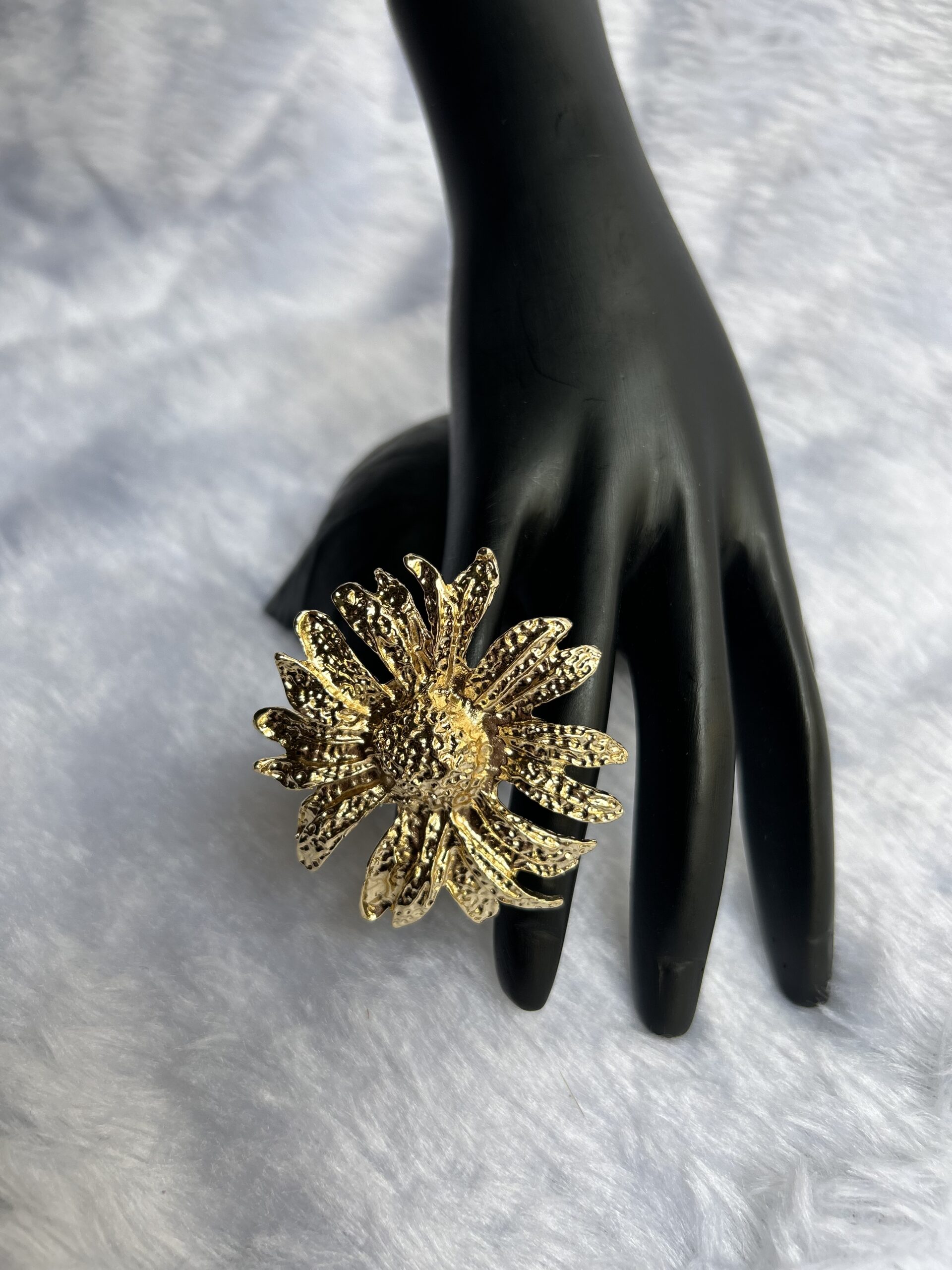 Anti-Tarnish Golden Sunflower Ring (Adjustable Size)✨