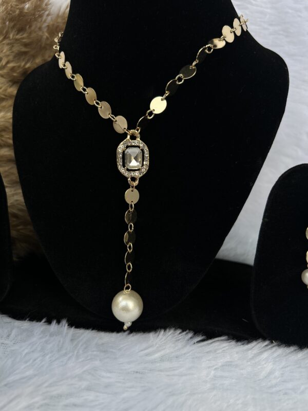 Anti-Tarnish Necklace Set With Earrings - Image 2