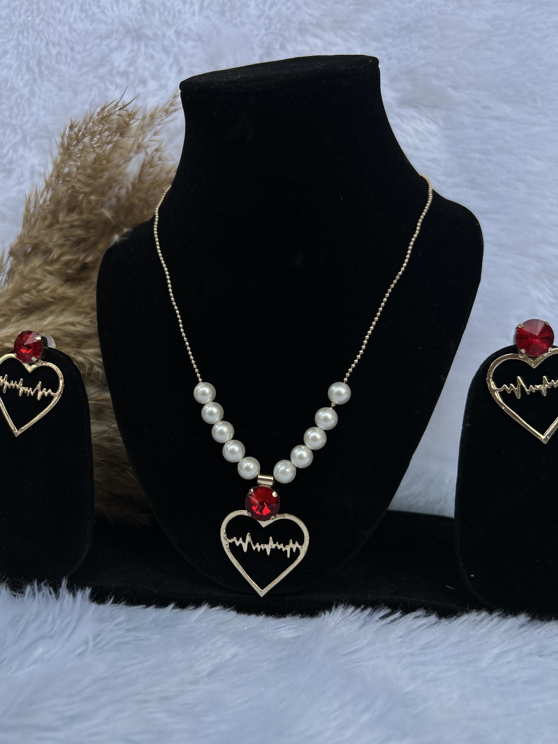 Anti-Tarnish Necklace Set With Earrings