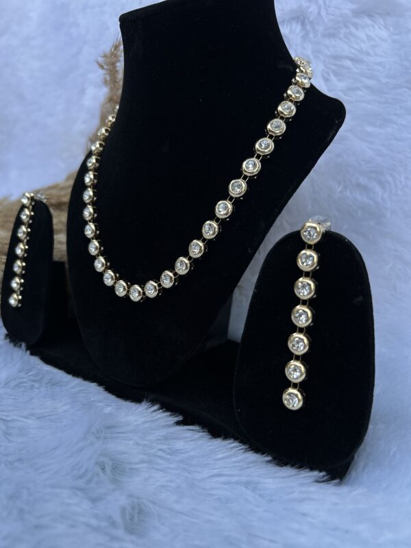 Anti-Tarnish AD Necklace Set With Earrings - Image 3