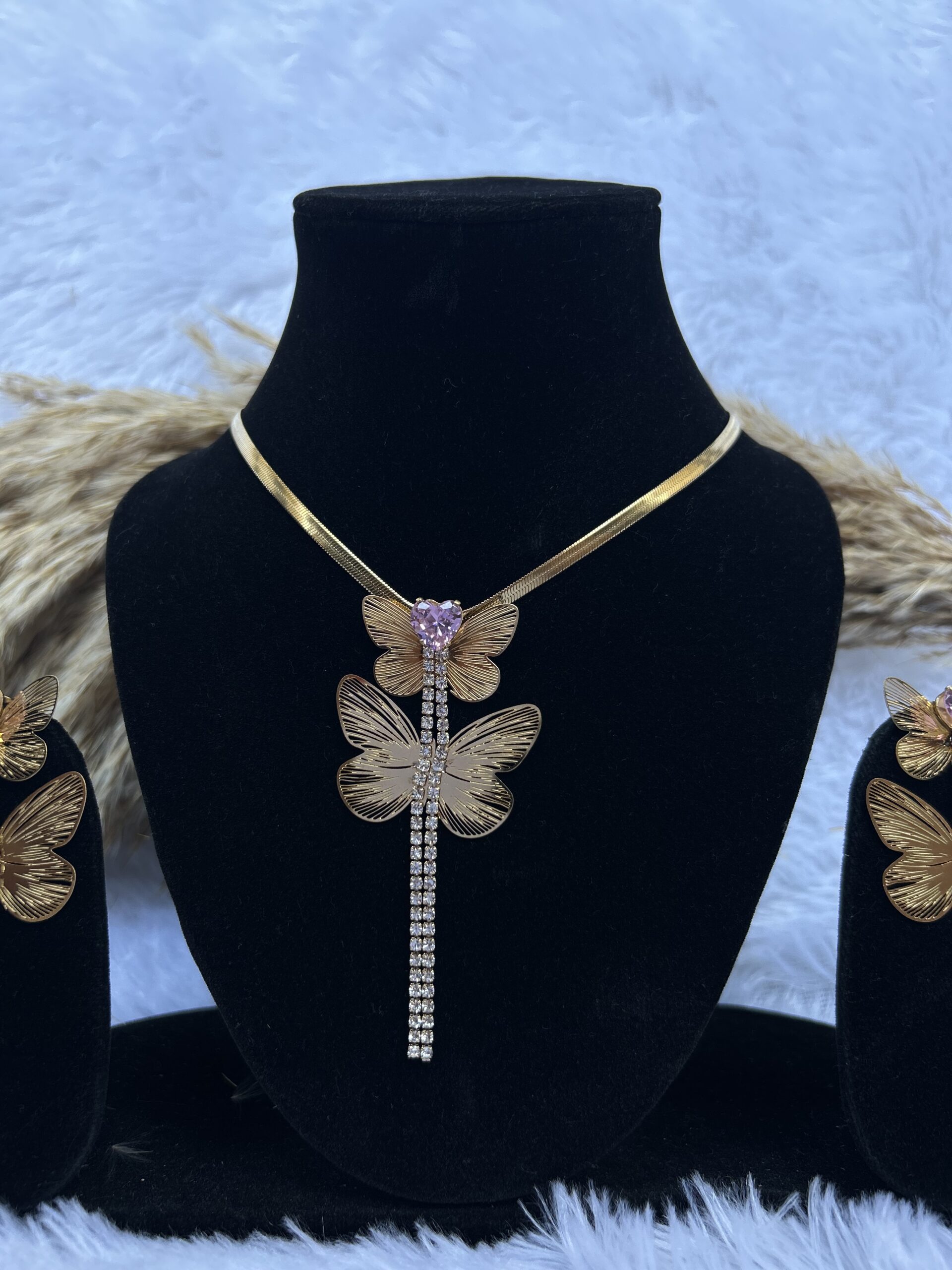 Anti-Tarnish gold Necklace - Image 3